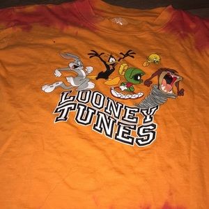 Long sleeve looney toons shirt